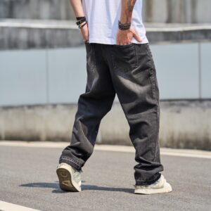 Alternative view of Men's Cargo Jeans – Mid-Rise Relaxed Fit Straight Leg Denim